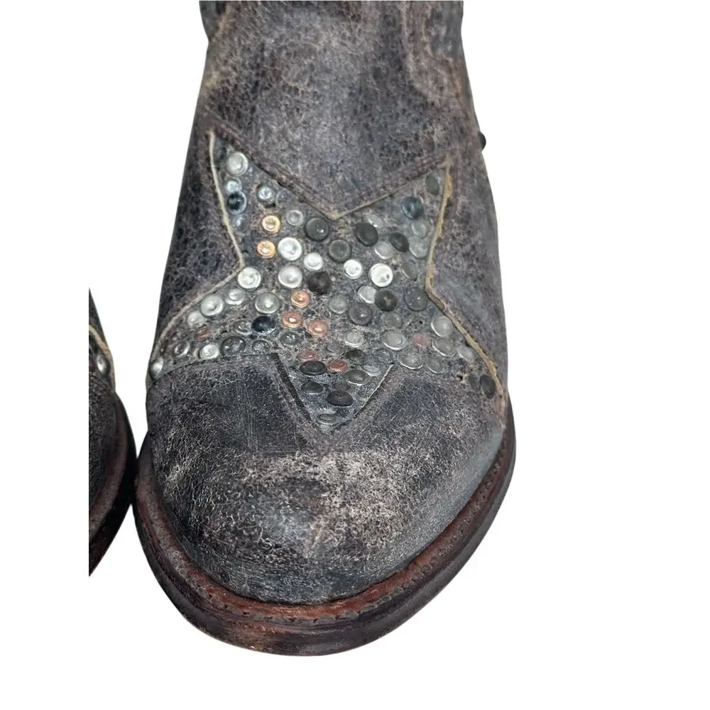 Frye Deborah Star Studded Ankle Boots Distresses - BROWN